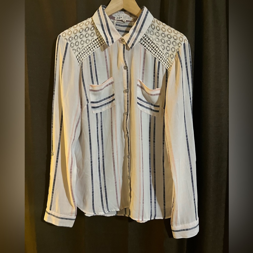 Medium Jolt Blouse!